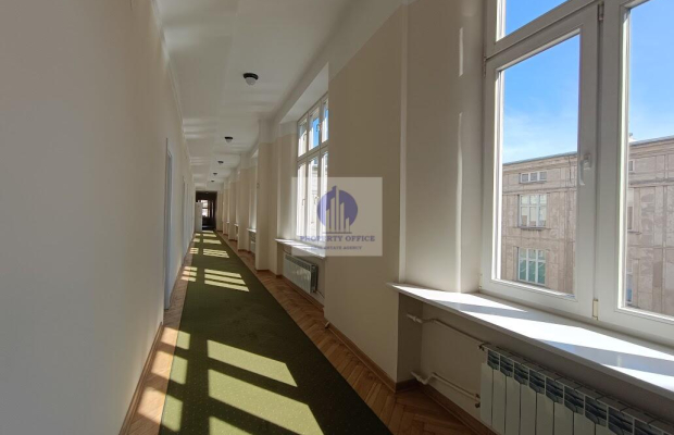 Śródmieście: lokal biurowy 26m2 na wynajem