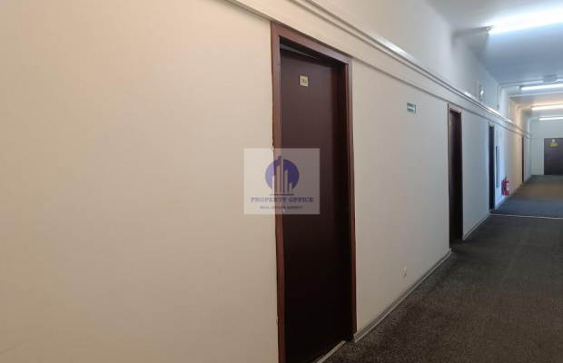 Włochy: lokal biurowy 32,80m2 do wynajęcia