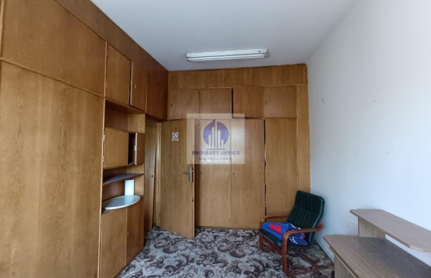 Włochy: lokal biurowy 32,80m2 do wynajęcia