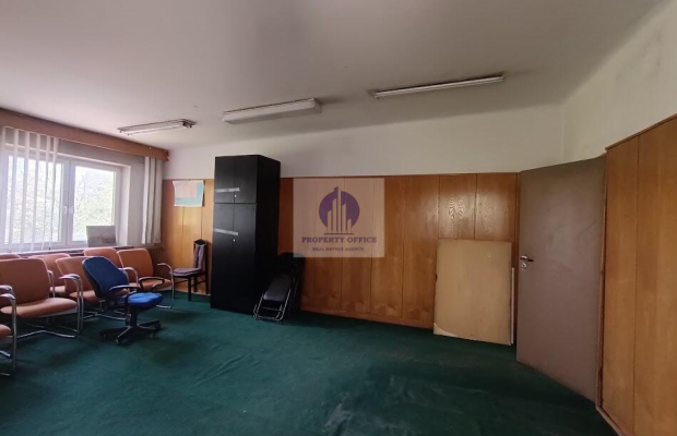 Włochy: lokal biurowy 99,40m2 do wynajęcia