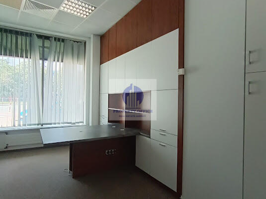 Mokotów: lokal usługowo-handlowy 114m2 do wynajęcia