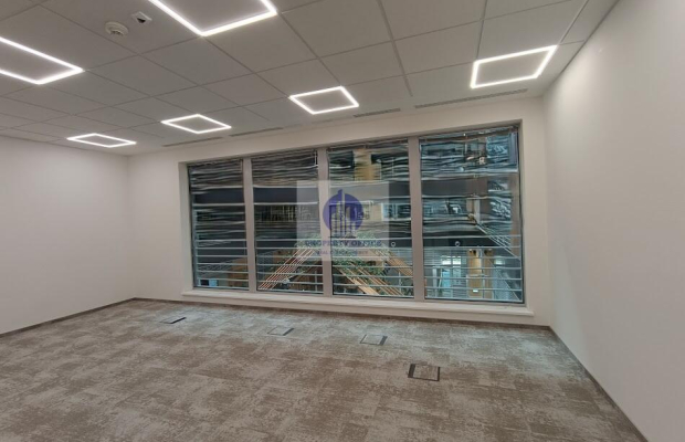 Mokotów: lokal biurowo-usługowy 202 m2 do wynajęcia