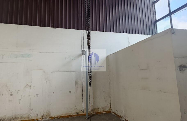 Bielany: magazyn/warsztat 283,32 m2 do wynajęcia