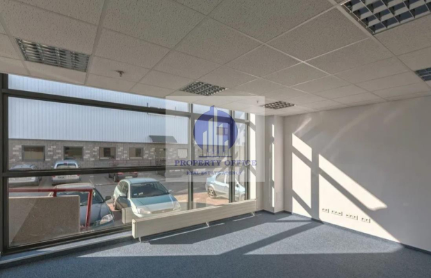 Włochy: lokal biurowy 255m2 do wynajęcia
