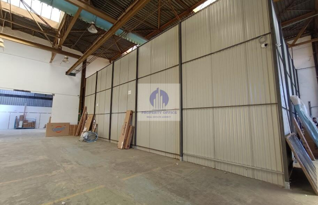 Bielany: magazyn 1028,75m2 do wynajęcia