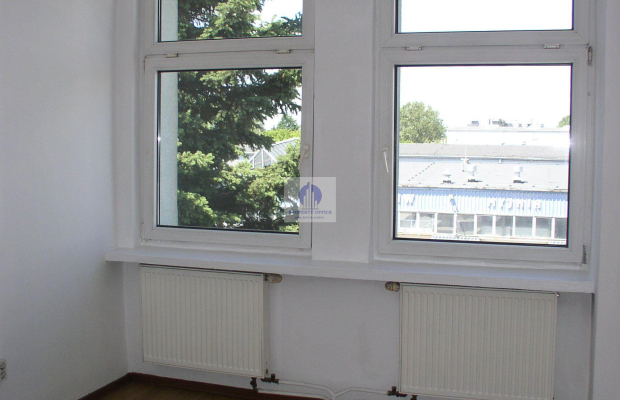 Targówek: biuro 12,50 m2 do wynajęcia