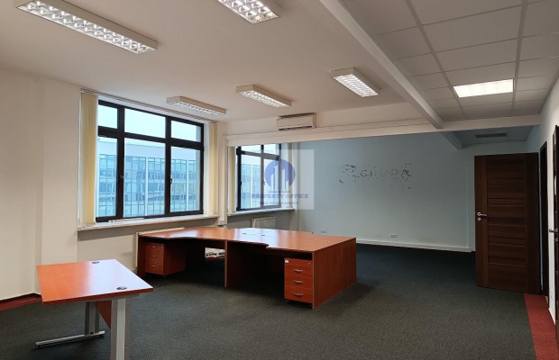 Ursynów : lokal biurowy 611,97 m2 do wynajęcia