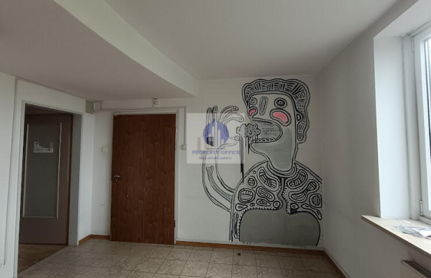 Mokotów: lokal biurowy 210 m2 do wynajęcia