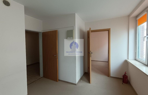Mokotów: lokal biurowy 128 m2 do wynajęcia