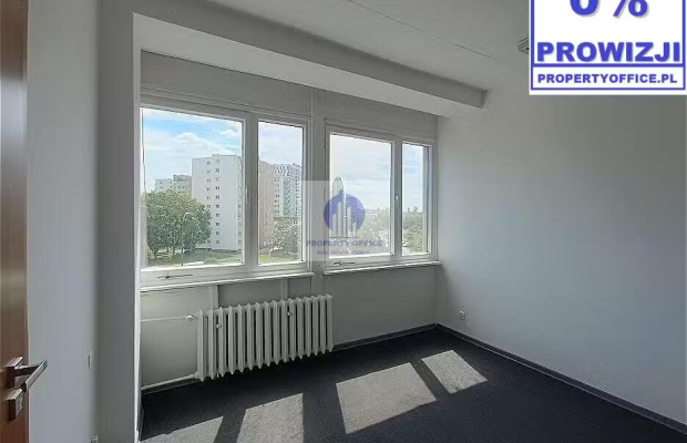 Praga Południe: lokal biurowy 15,30m2 do wynajęcia