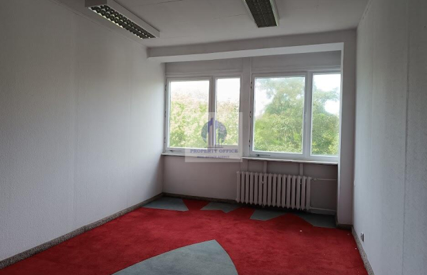 Praga Południe:lokal biurowy 23,70m2 do wynajęcia