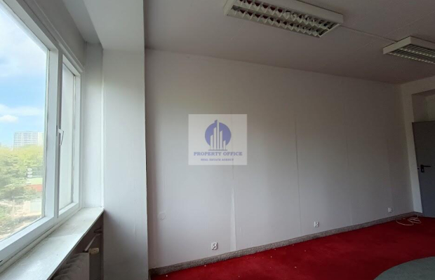 Praga Południe:lokal biurowy 23,70m2 do wynajęcia