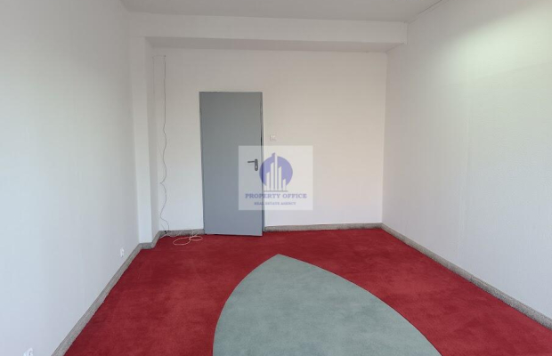 Praga Południe:lokal biurowy 23,70m2 do wynajęcia