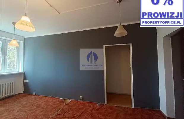 Włochy: lokal biurowy 33,90m2 do wynajęcia