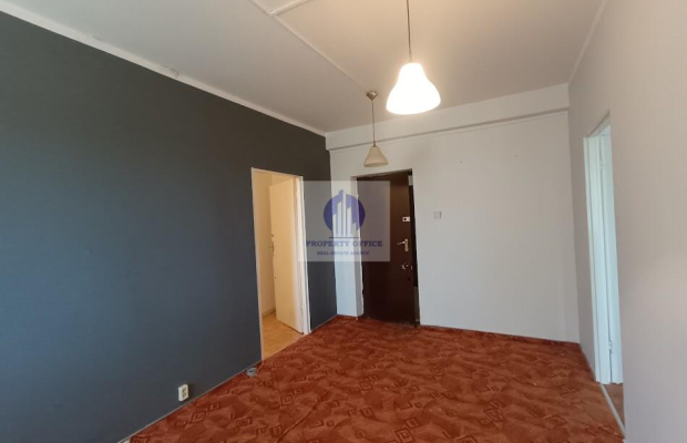 Włochy: lokal biurowy 33,90m2 do wynajęcia