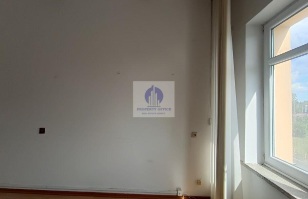 Wawer: lokal biurowy 11,34m2 do wynajęcia