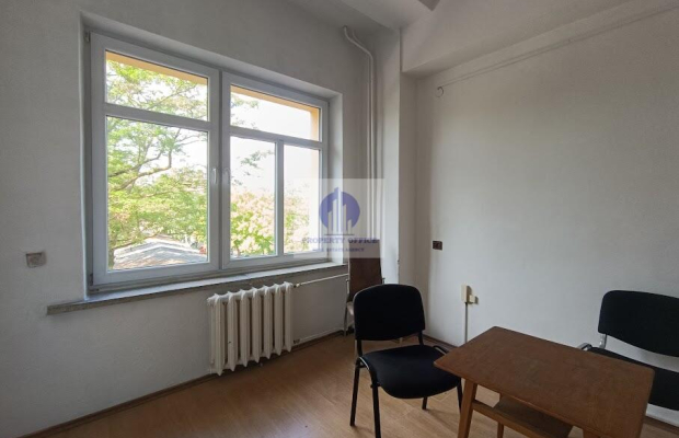 Wawer: lokal biurowy 37,53m2 do wynajęcia