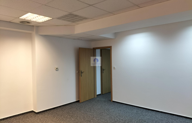 Śródmieście: lokal biurowy 45,18m2 do wynajęcia