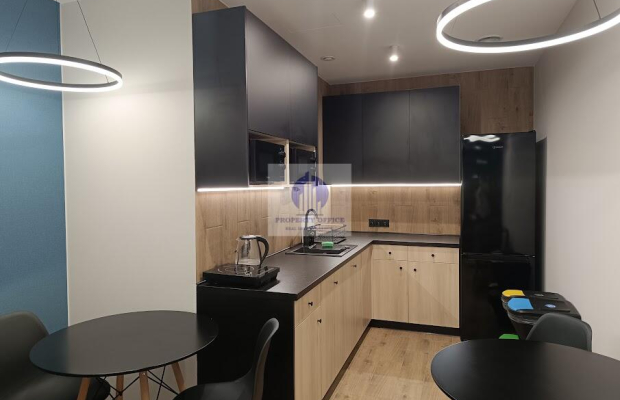 Śródmieście: lokal biurowy 22,34 m2 do wynajęcia