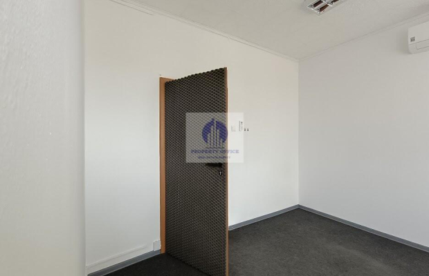 Praga Południe: lokal biurowy 14,10m2 do wynajęcia