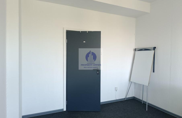 Praga Południe: lokal biurowy 22,90 m2 do wynajęcia