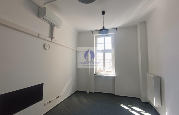 Śródmieście: lokal biurowy 39,89m2 do wynajęcia