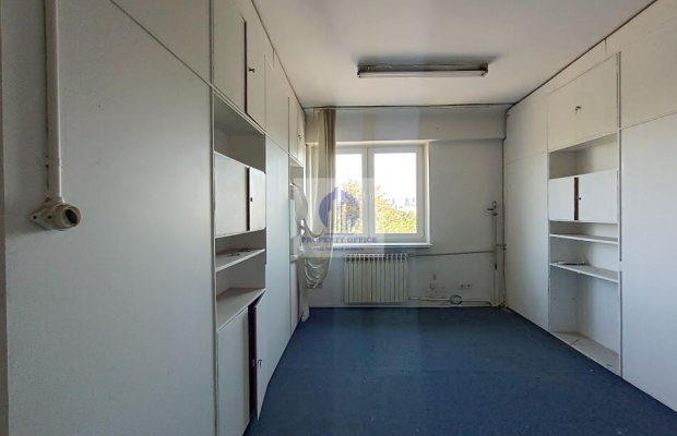 Włochy: lokal biurowy 55,20m2 do wynajęcia