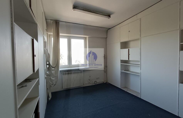 Włochy: lokal biurowy 55,20m2 do wynajęcia