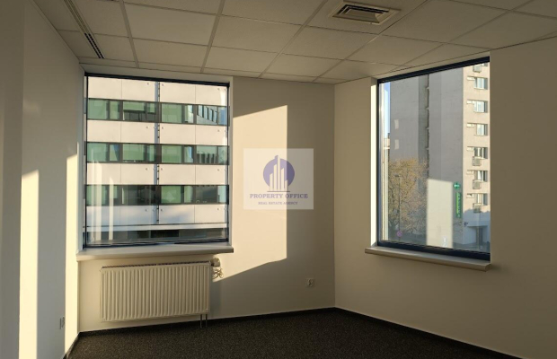 Śródmieście: lokal biurowy 75,25 m2 na wynajem