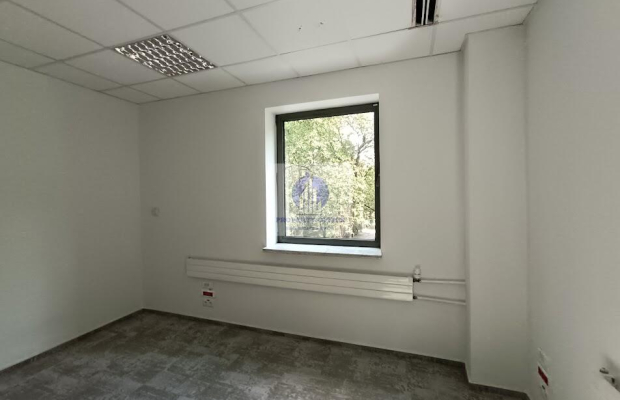 Mokotów: lokal biurowy 150 m2 do wynajęcia