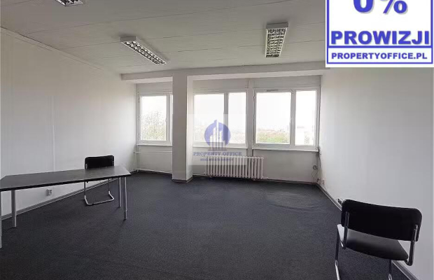 Praga Południe: lokal biurowy 35,10m2 do wynajęcia