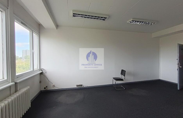 Praga Południe: lokal biurowy 35,10m2 do wynajęcia