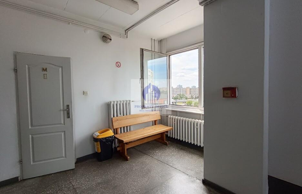 Praga Południe: lokal biurowy 35,10m2 do wynajęcia