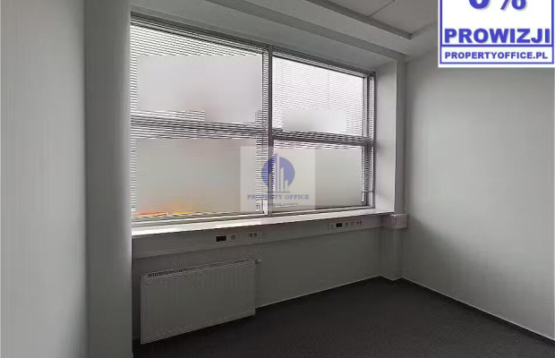 Praga Południe: lokal biurowy 16,70 m2 do wynajęcia