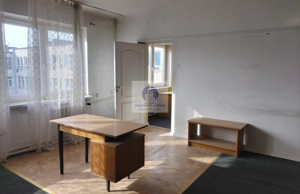Włochy: lokal biurowy 27,20m2 do wynajęcia