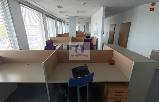 Mokotów: lokal biurowy 465m2 do wynajęcia