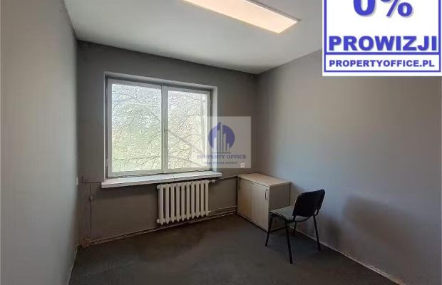 Włochy: lokal biurowy 15,30 m2 do wynajęcia