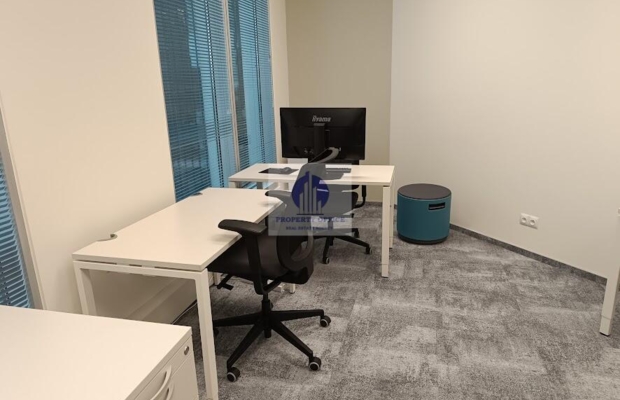 Śródmieście: biurko w coworkingu do wynajęcia