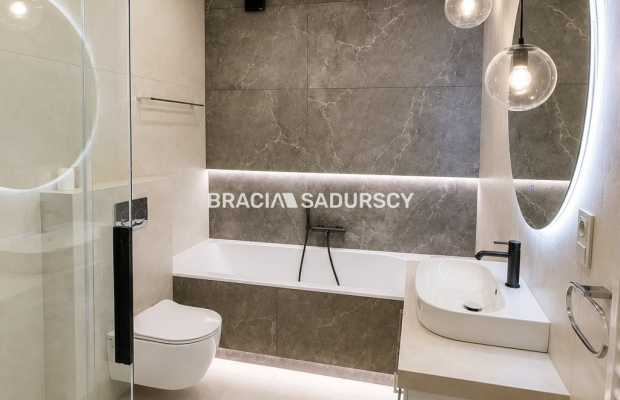 Dom w zabudowie szeregowej - 122,5 m², ogródek, taras i garaż 

 Na sprzedaż środkowy segment domu w zabudowie szeregowej o pow