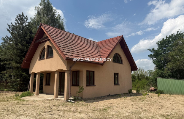 Dom na sprzedaż /106m2 wolnostojący do wykończenia