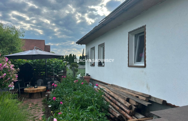 Kaszów | Dom z potencjałem | 80m2 | 3,21a | remont