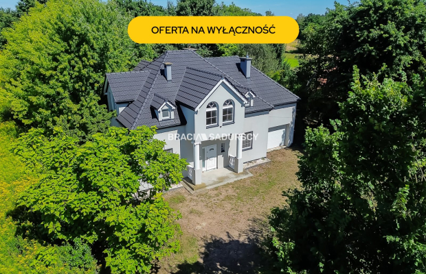 Przestronny dom / na działce z dużą prywatnością