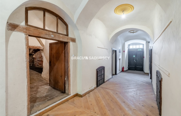 Dom Grecki historyczny zajazd do rewitalizacji