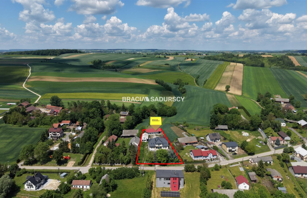 Inwestycja z Duszą i Potencjałem: Dawna Mleczarnia o Powierzchni 750 m² blisko Stoku Narciarskiego (Sławice Szlacheckie, gm. Mi