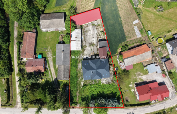 Inwestycja z Duszą i Potencjałem: Dawna Mleczarnia o Powierzchni 750 m² blisko Stoku Narciarskiego (Sławice Szlacheckie, gm. Mi