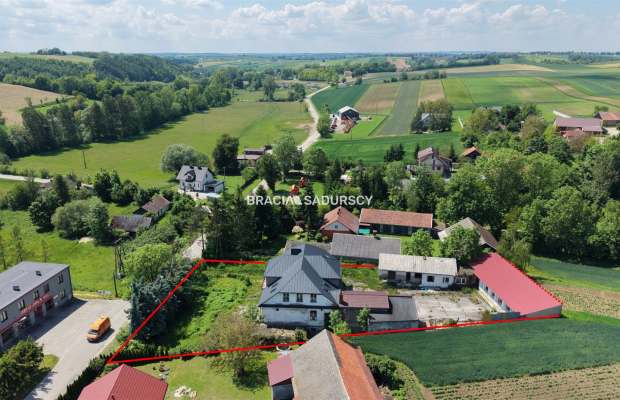 Inwestycja z Duszą i Potencjałem: Dawna Mleczarnia o Powierzchni 750 m² blisko Stoku Narciarskiego (Sławice Szlacheckie, gm. Mi