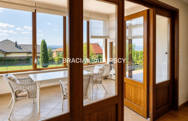 Luksusowy dom na wynajem - Buków, gmina Mogilany | 280 m² | ogród | wysoki standard  
 
Do wynajęcia wyjątkowy, komfortowy dom 