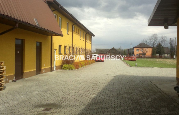 Budynek produkcyjny na sprzedaż - okolica Myślenic