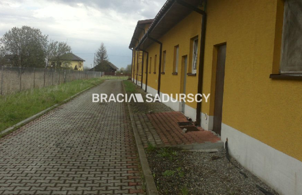 Budynek produkcyjny na sprzedaż - okolica Myślenic