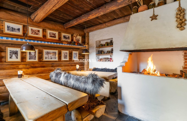 Lokal w centrum miasta z działającą restauracją